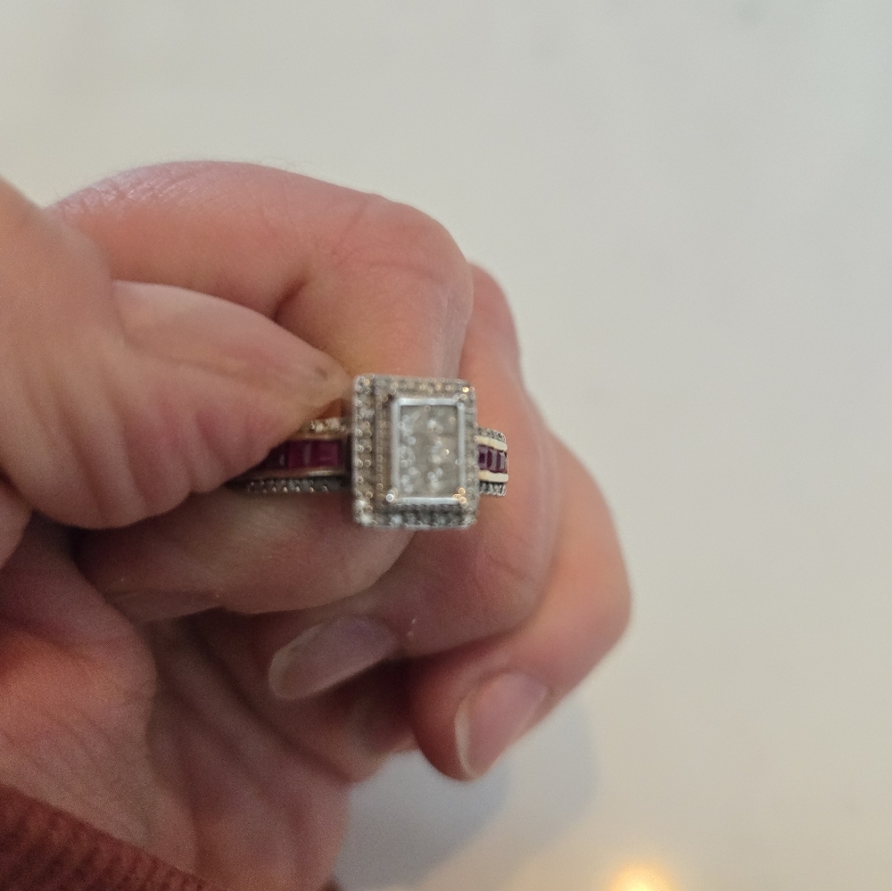 Ruby and Diamond Ring - Picture 6 of 8